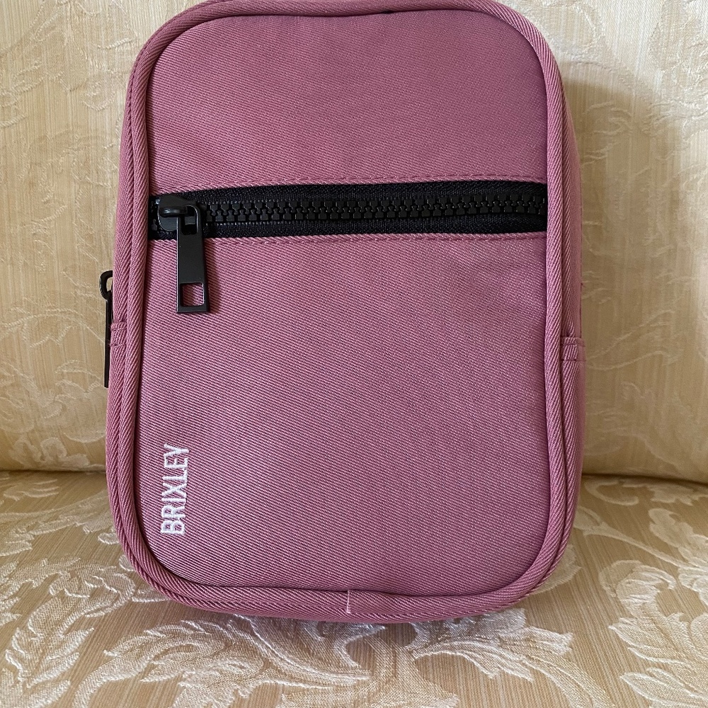 Brixley crossbody sling